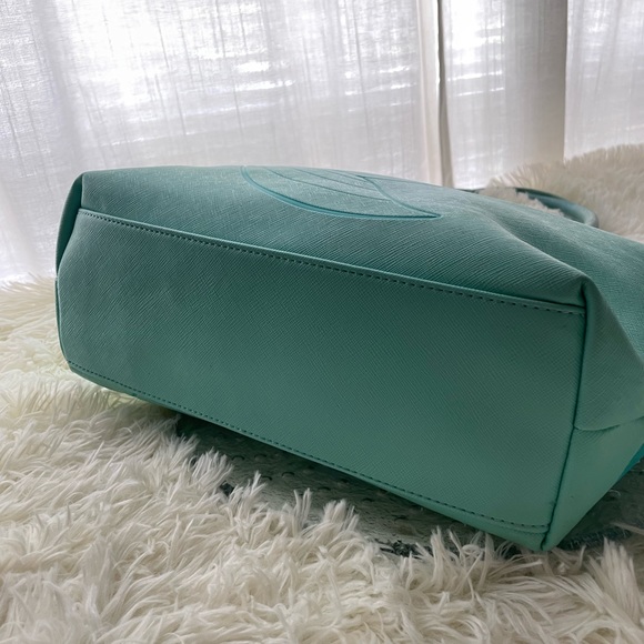 Loungefly Ariel Tote - Picture 5 of 13